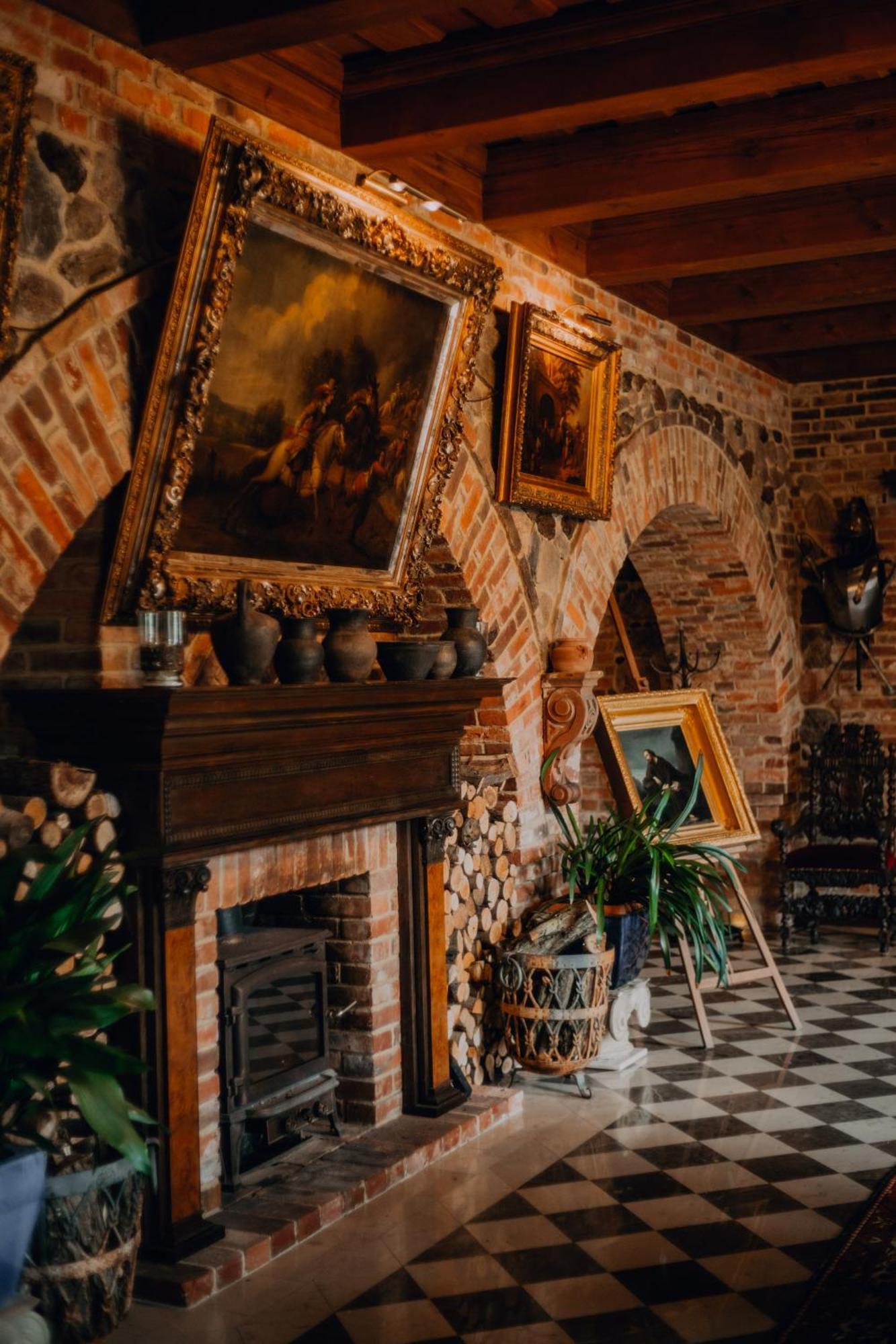 Żabi Dwór - Hotel, Restauracja, Spa Zielona Góra Exterior foto